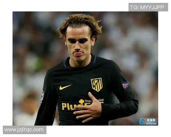 足球胡健的传奇之路从青涩少年到顶级球星的成长故事